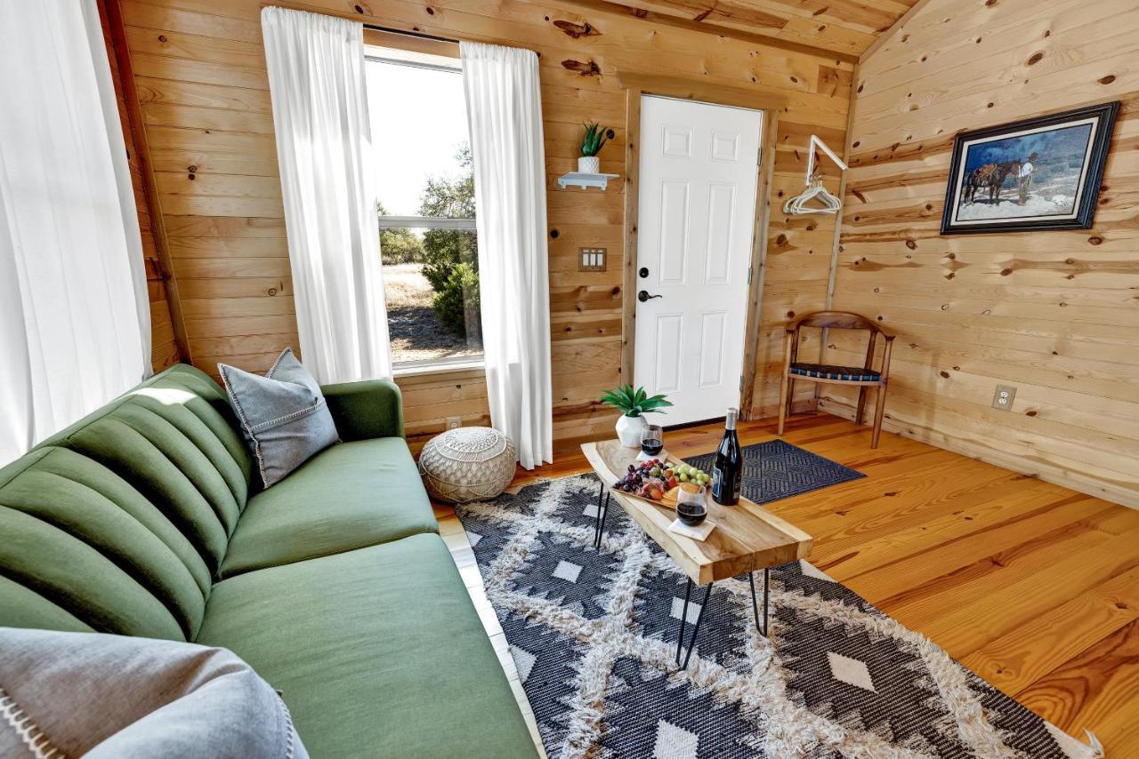Rocky Ridge Cedar Cabin With Hot Tub & Amazing Views Crabapple Extérieur photo